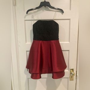 Speechless Junior Size 1 Strapless semi-formal dress